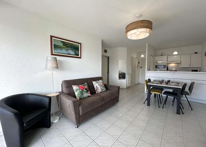 Apartment Sg190-005 2 Pieces 4 Couchages Gilles Croix De Vie Saint-Gilles-Croix-de-Vie